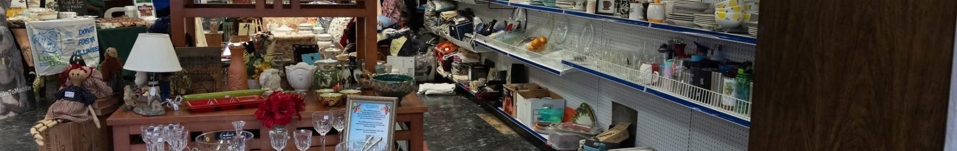 Image of the interior of Lucky Dog Re-Tail Thrift